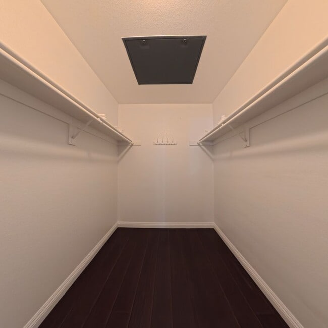 Building Photo - 3125 Casey Dr