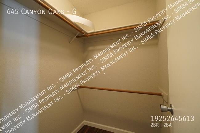 Building Photo - 645 Canyon Oaks Dr