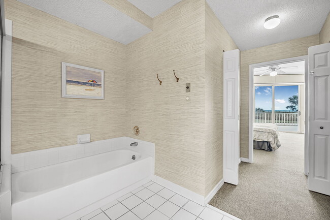 Building Photo - 104 Surfview Dr