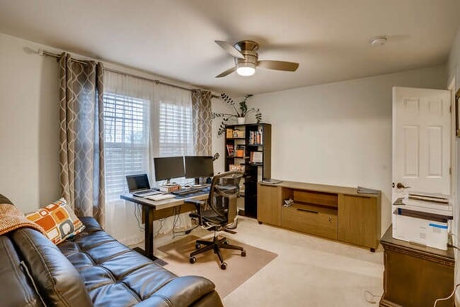 Building Photo - Evolve Real Estate: Meticulous Executive 4...