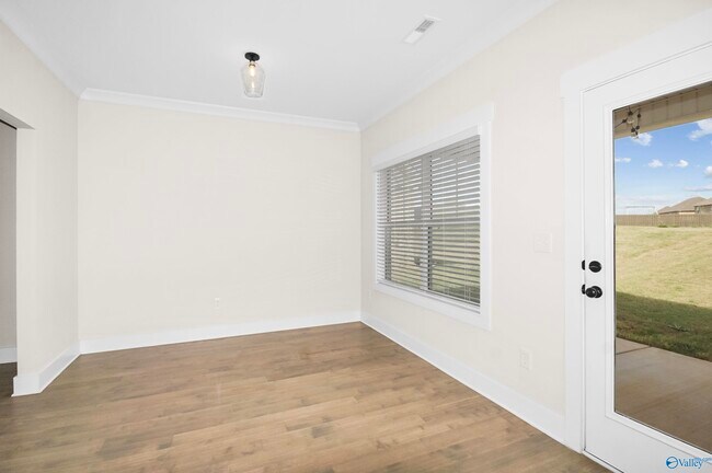 Building Photo - 65 Dylan Rd