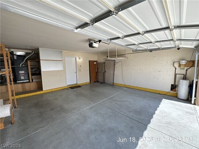 Building Photo - 8240 Marcasel Dr