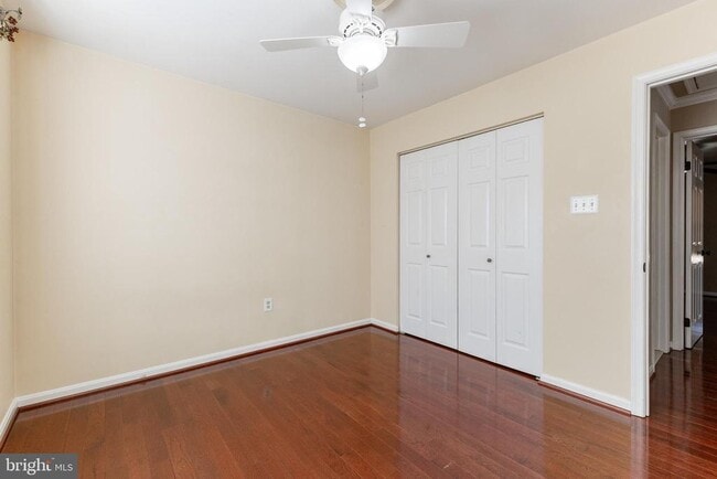 Building Photo - 7716 Green Garland Dr