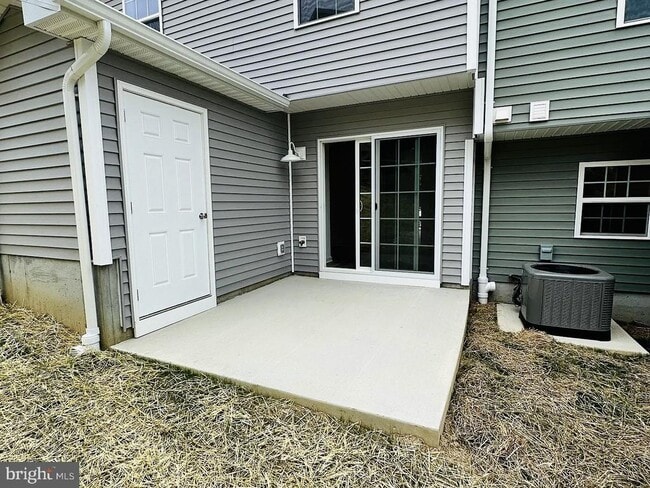 Building Photo - 6 Lismore Pl