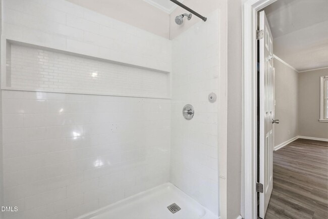 Building Photo - 608 N 16th St