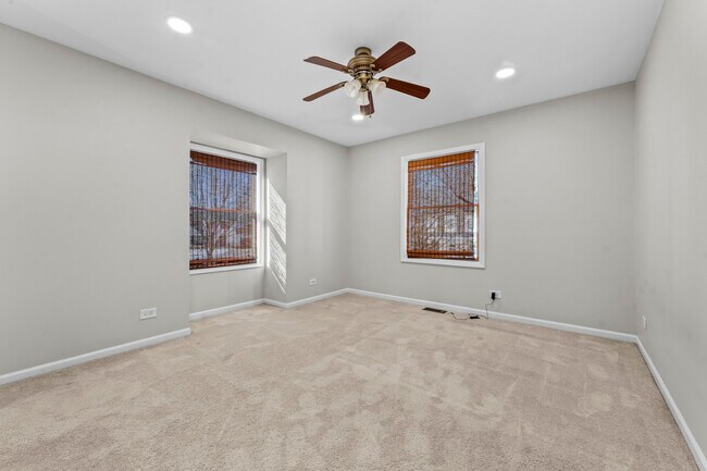 Building Photo - 9 Edgewood Rd