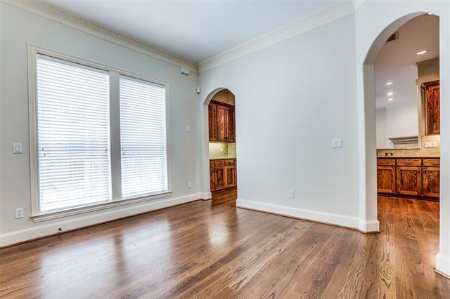 Building Photo - 5630 Ellsworth Ave