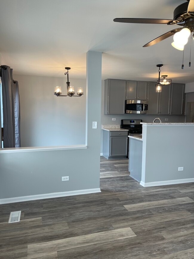 Building Photo - 3048 Impressions Dr