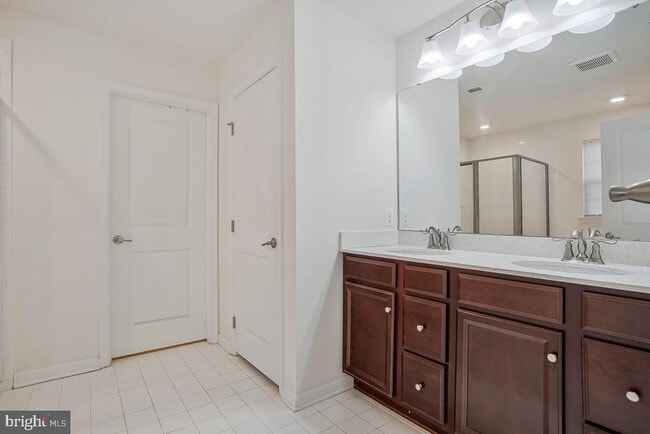 Building Photo - 2906 George Hilleary Ter