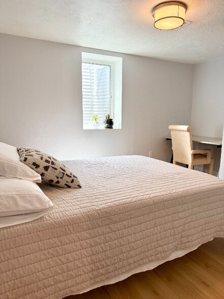 Building Photo - 6025 Urban St