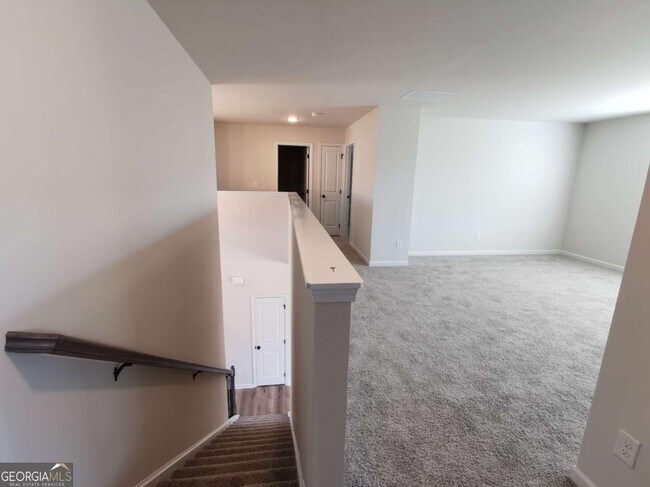 Building Photo - 38 Longhorn Wy