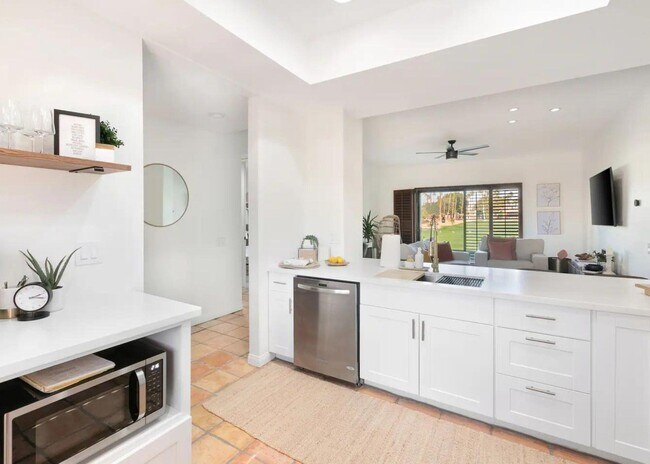 Building Photo - 67444 Toltec Ct