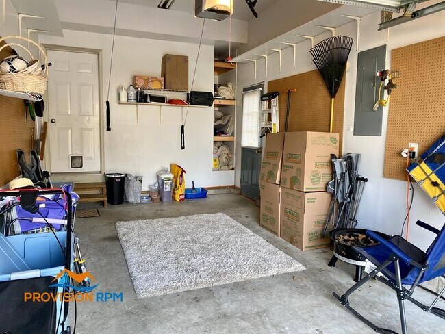 Building Photo - 106 Hanson Ct