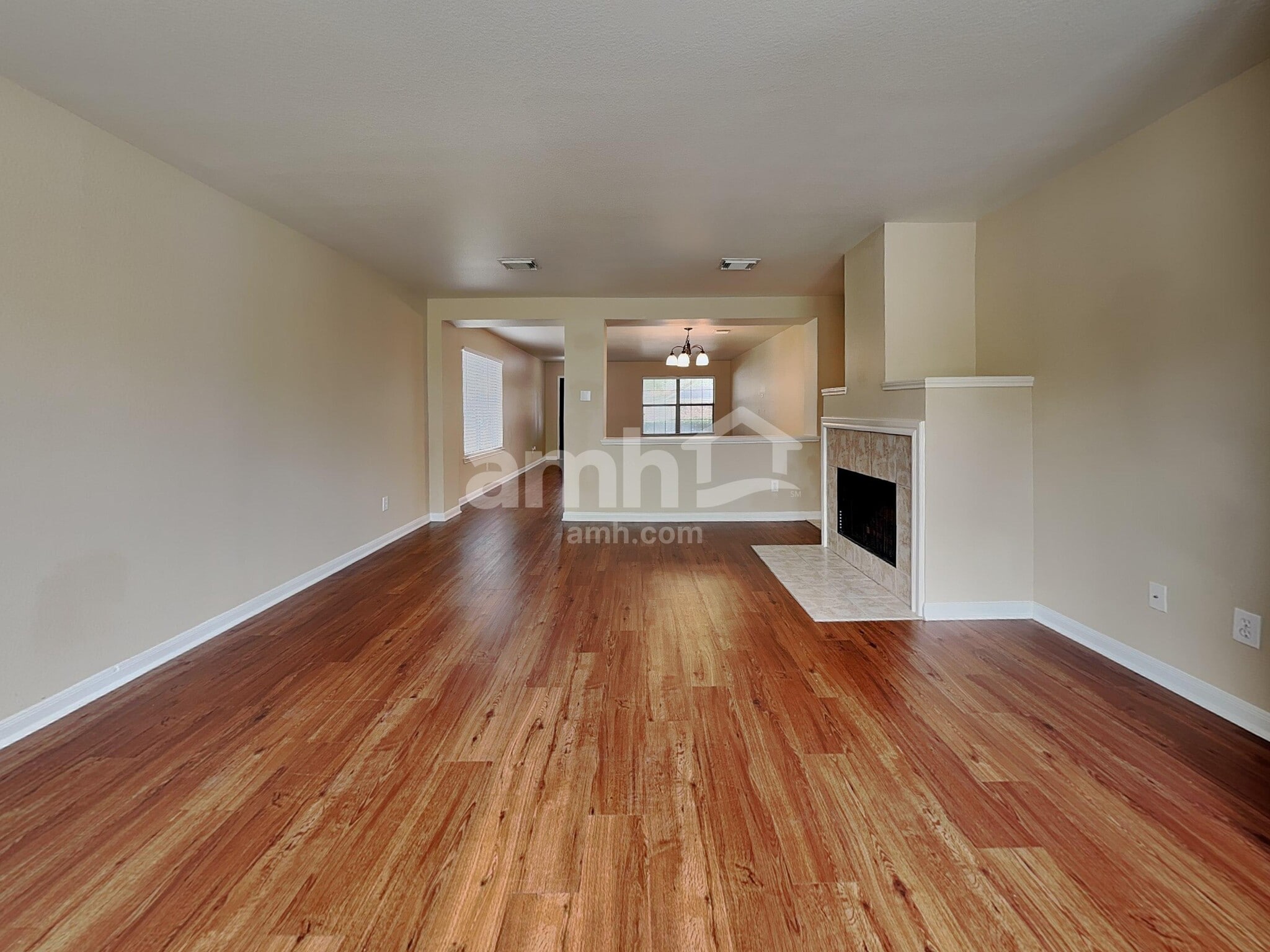 Building Photo - 18302 Fair Grange Ln