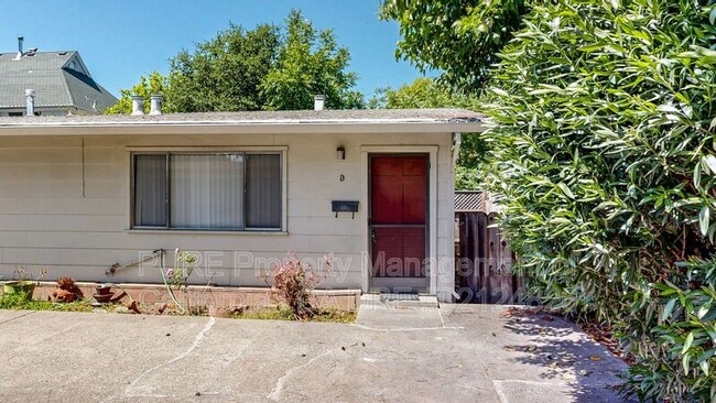 Primary Photo - 630 Wright St
