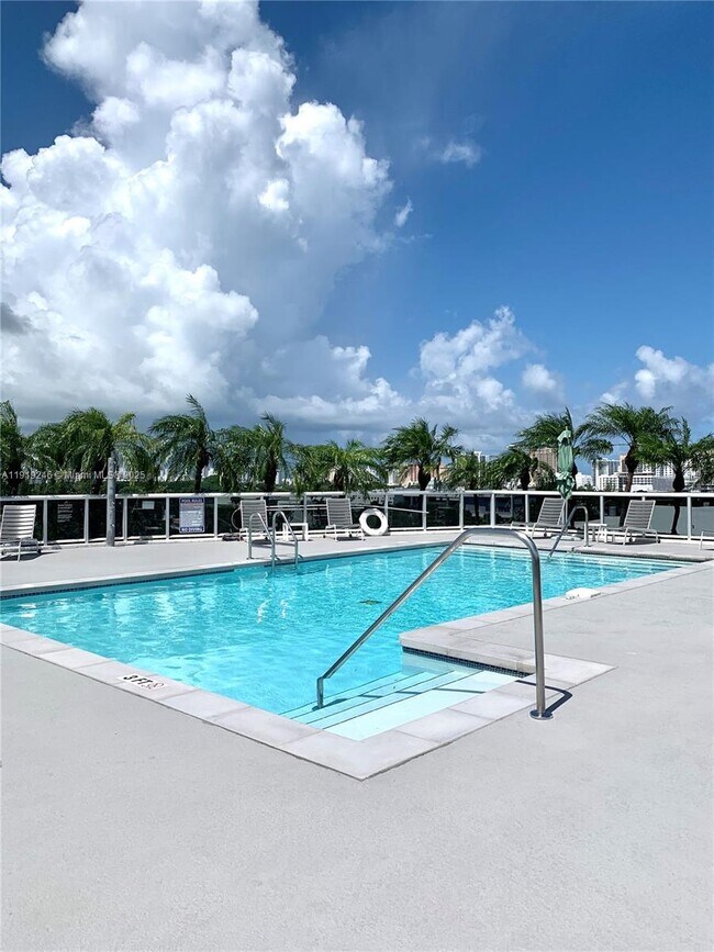 Building Photo - 2001 Meridian Ave