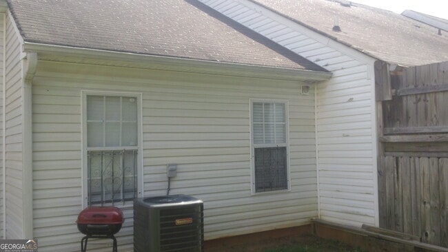 Building Photo - 6493 Wellington Chase Ct