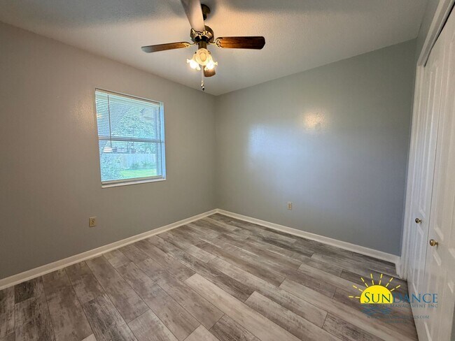 Building Photo - Comfortable 3BR Home in Fort Walton Beach Near Hurlburt Field & Eglin AFB!