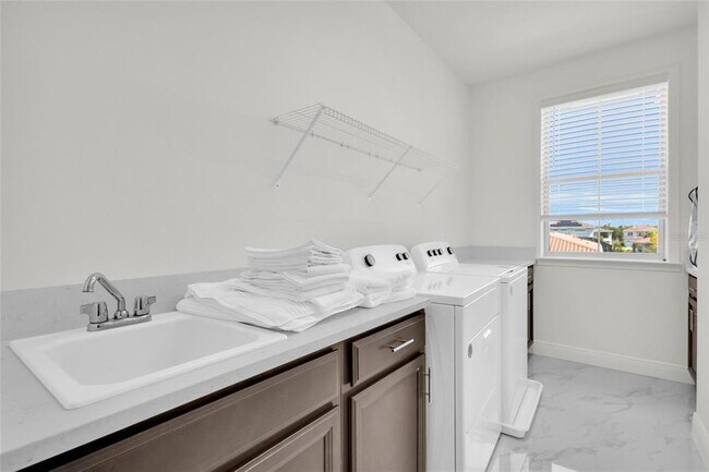 Building Photo - 13163 Bromborough Dr