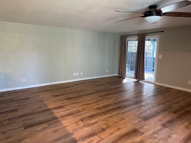 Building Photo - 720 Freeman Rd