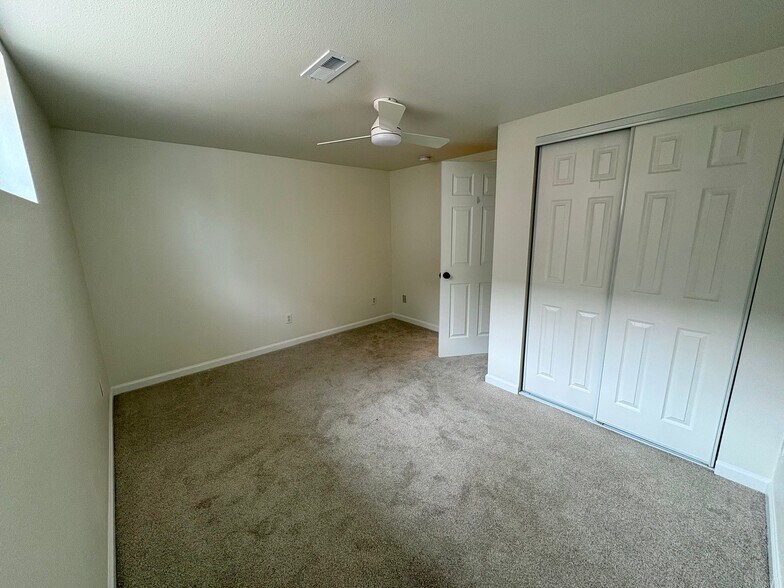 Building Photo - 925 Wolff St