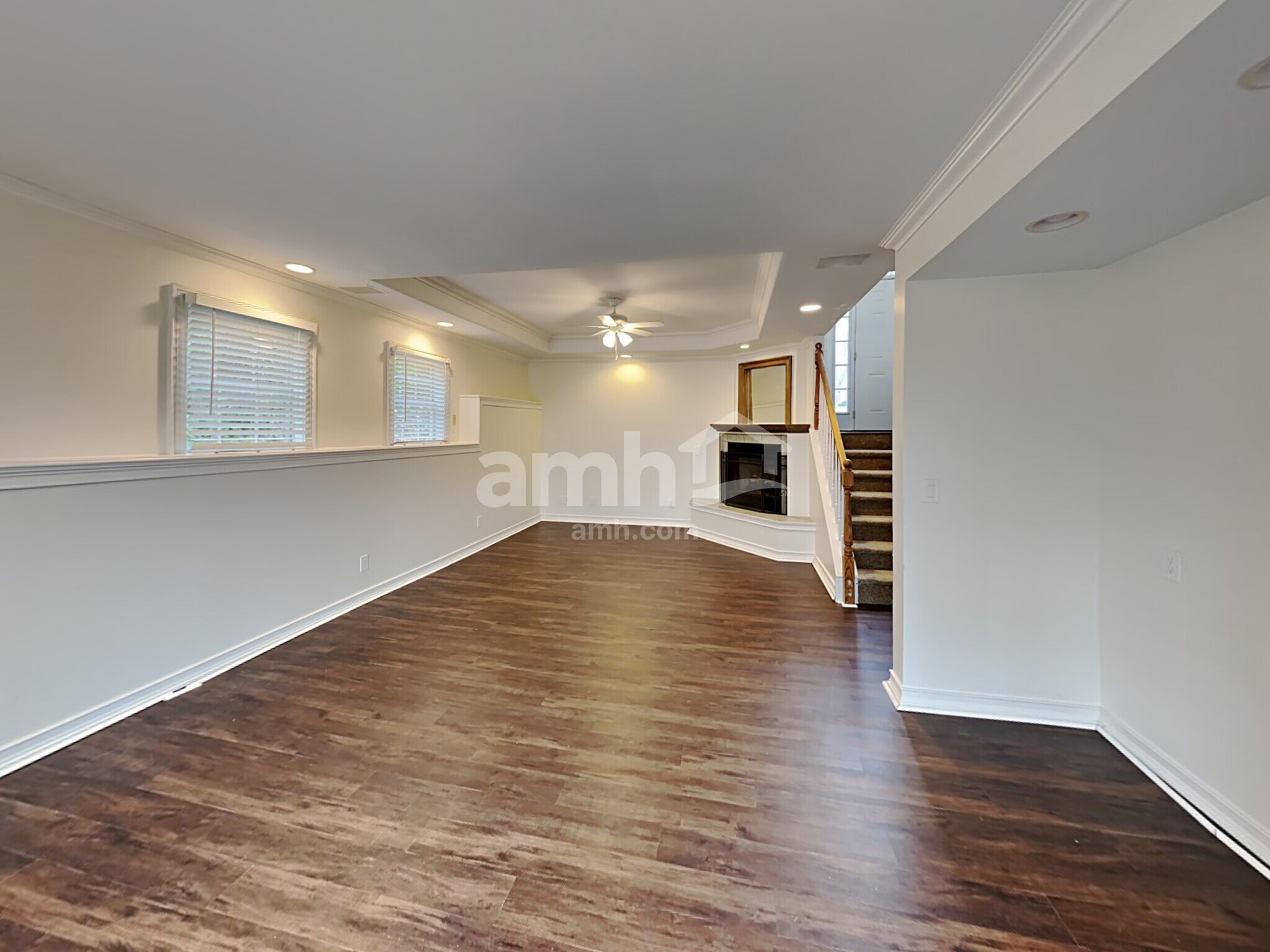 Building Photo - 468 Springfield Dr