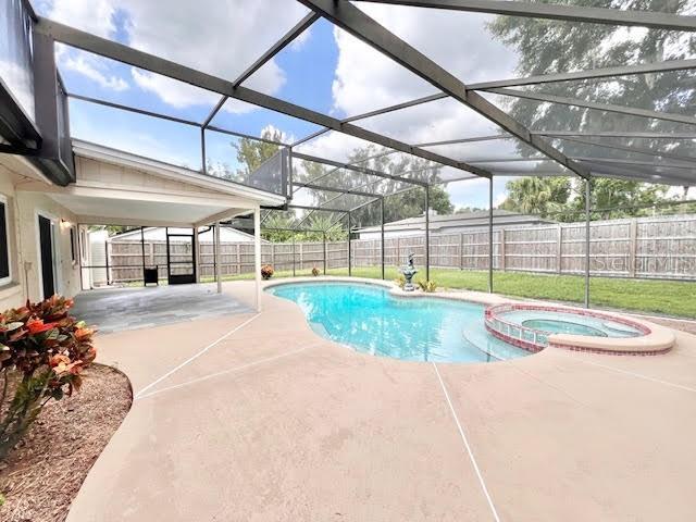 Building Photo - 525 Southport Dr