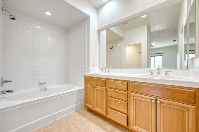 Building Photo - 4751 Via Altamira