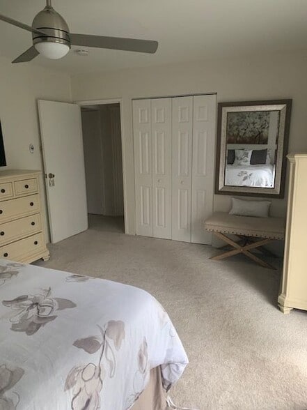 Building Photo - 62 Cavendish Dr