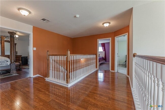 Building Photo - 701 Bighorn Dr