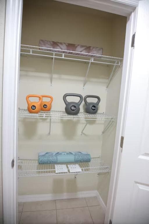 Building Photo - 826 N Lincoln Ave