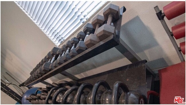 Building Photo - 5260 Bellingham Ave