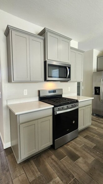 Building Photo - 37845 W Santa Barbara Ave