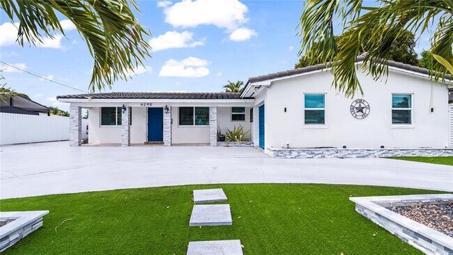 Building Photo - 6290 W 16th Ave