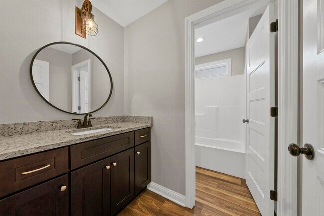 Building Photo - 148 Hillridge Ct