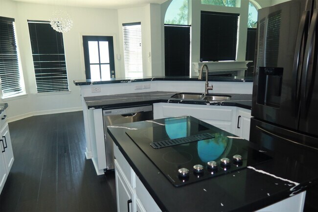 Building Photo - 12211 Summerland Ridge Ln