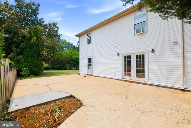 Building Photo - 8916 Rugby Rd