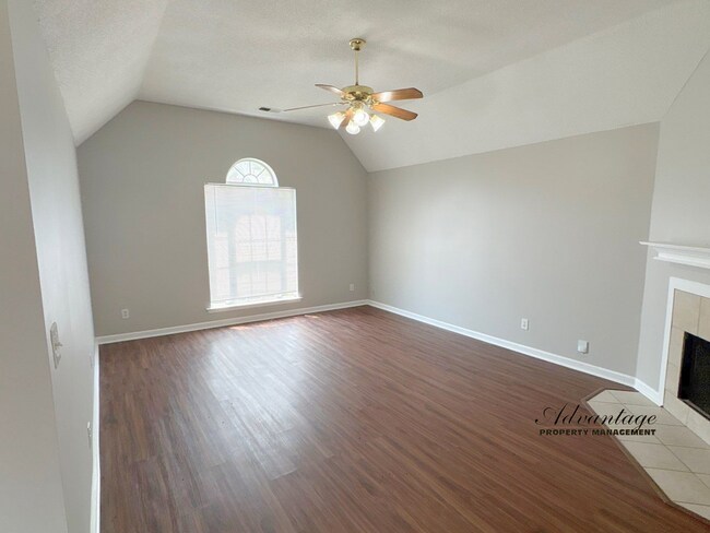Building Photo - 6888 Wrigley Dr