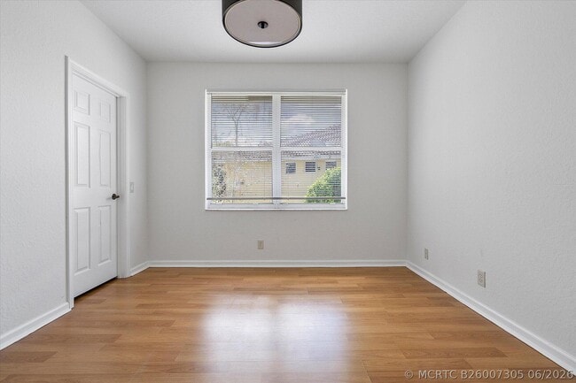 Building Photo - 2013 Harbor View Cir