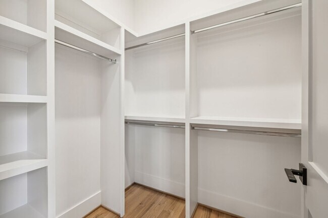 Building Photo - 87 Brookwood Terrace