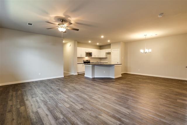 Building Photo - 657 Blackland dr