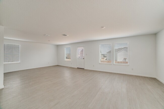 Building Photo - 5202Morgan Crest