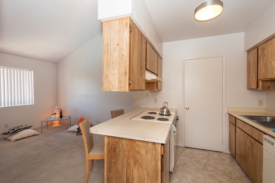 Acacia Gardens 402 E. Limberlost Drive T... 402 E Limberlost Dr