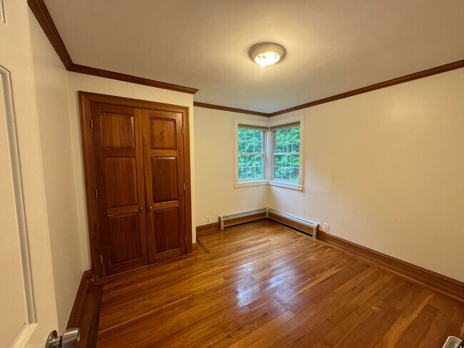 Building Photo - 4-Bedroom 3-Bath House in Quechee