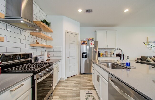 Building Photo - 12806 Rainham Ln