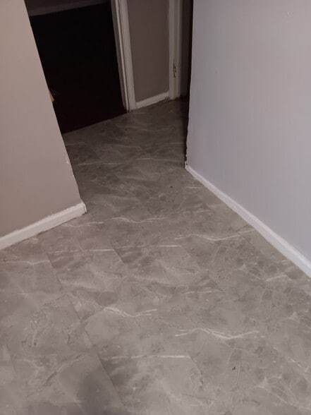 Building Photo - 16306 Tacoma St