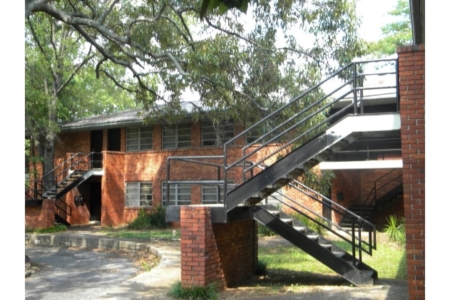 Building Photo - 1744 Lyle Ave