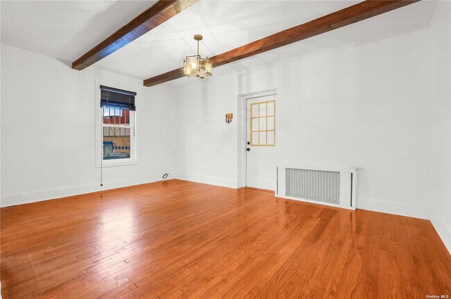 Building Photo - 75-09 91st Ave