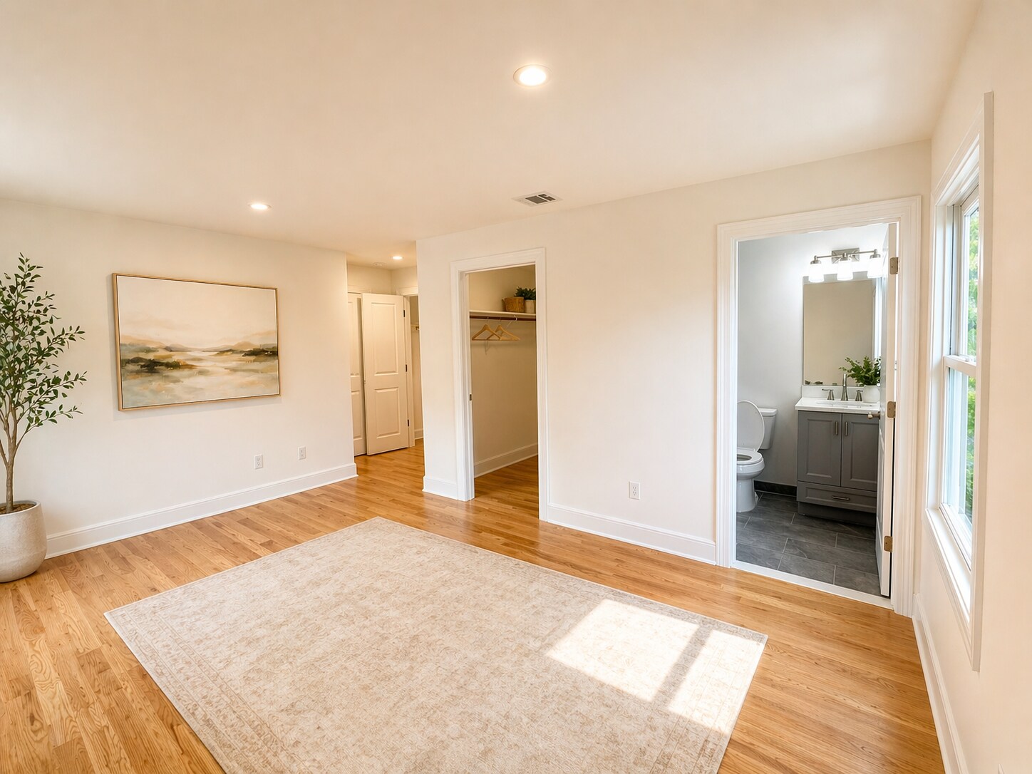 Building Photo - 374 Semel Ave