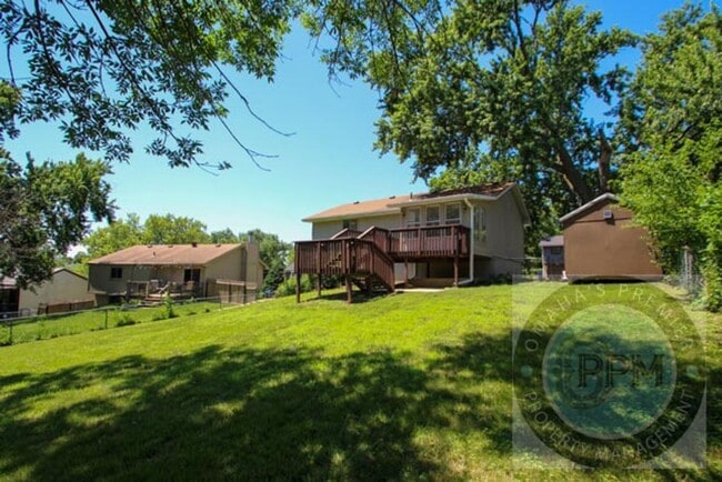 Building Photo - 8803 S 143rd St